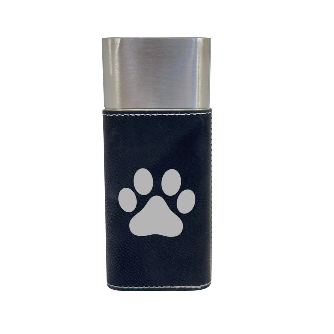 HipFlaskPlus black leatherette cigar case with cutter engraved with Dog Paw