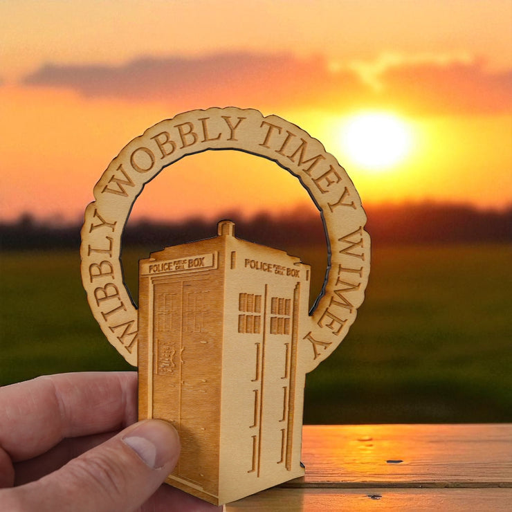 Ornament - Wibbly Wobbly - Raw Wood 4x5in