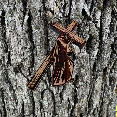 Jesus carrying cross - Cedar Ornament