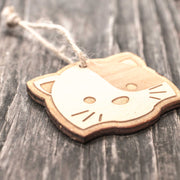 Ornament - Cute Kitten - Raw Wood 3x2in