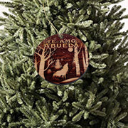 Te Amo Abuela Winter Wolf - Cedar Ornament