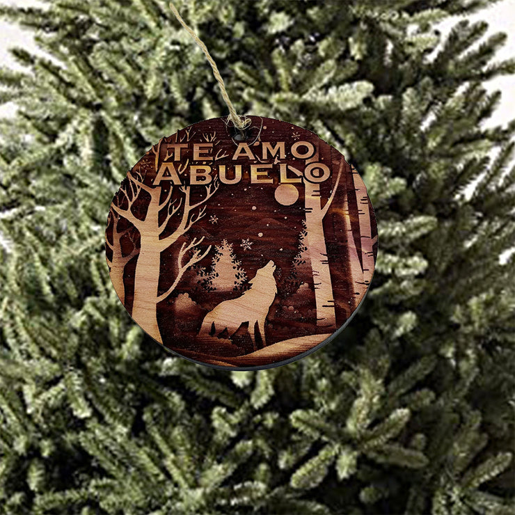 Te Amo Abuelo Winter wolf - cedar ornament