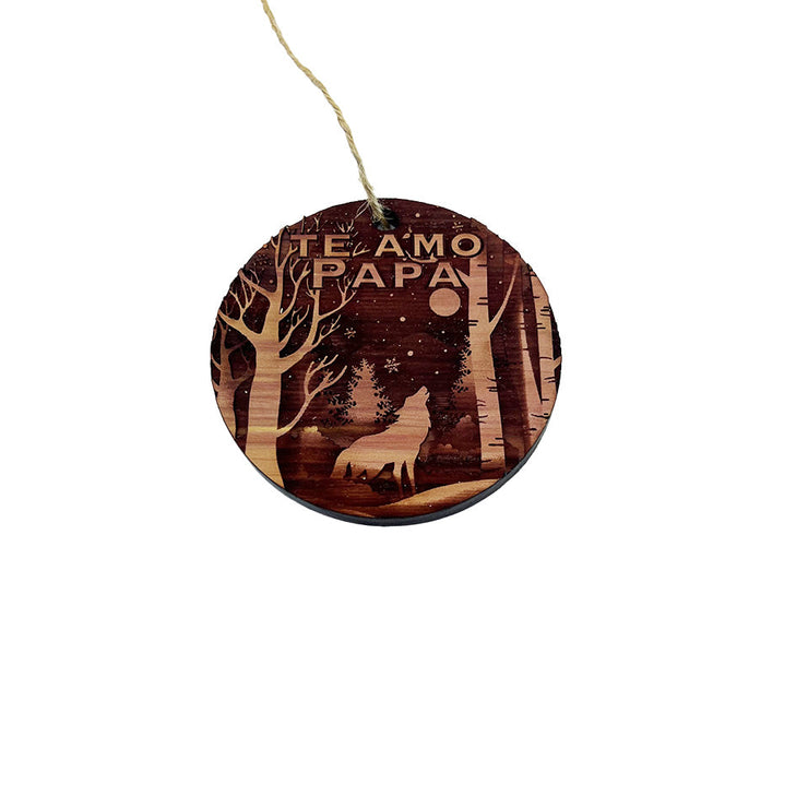 Te Amo Papa winter Wolf - Cedar Ornament