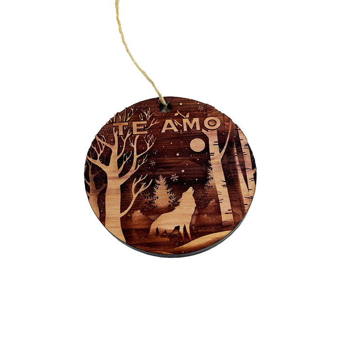 Te Amo Winter Wolf - Cedar Ornament